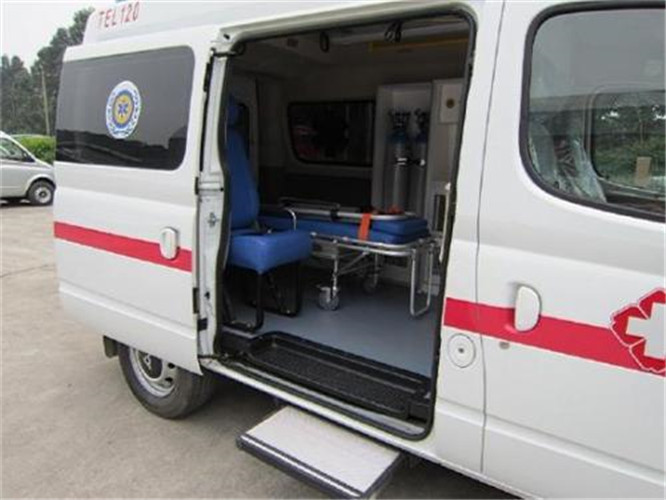 房县救护车出租服务案例7